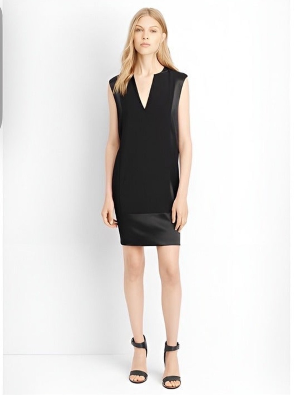 Vince Classic Split Neck Multi Media Shift Dress Minimalist LBD Black Sz Medium